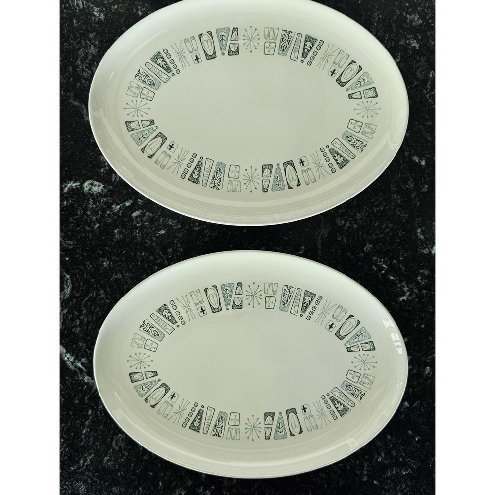 Vintage TS&T Colorcraft Jamaica Platters - Set of 2 Mid-Century Atomic Platters